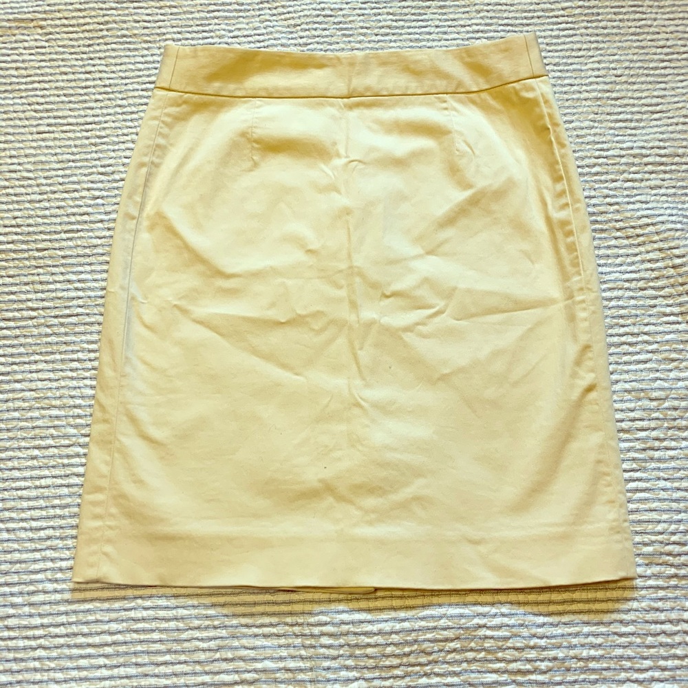 JCrew pencil skirt- stretch material- size 6